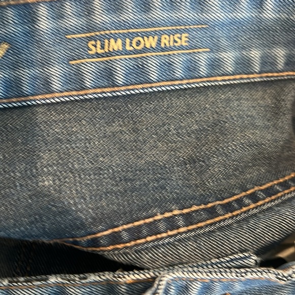 Wrangler Larson Slim Low Rise Distressed Jeans - Picture 4 of 6